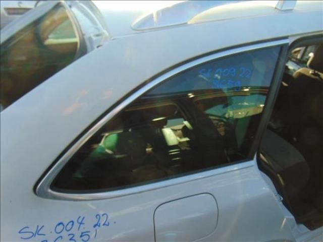 bontott SKODA SUPERB II Jobb C Oszlop Oldalablak Üveg