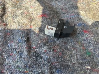 bontott SKODA SUPERB II Jobb első Ablakemelő Kapcsoló