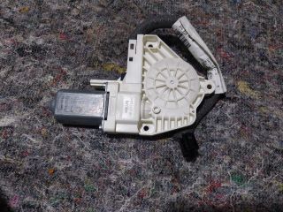 bontott SKODA SUPERB II Jobb első Ablakemelő Motor