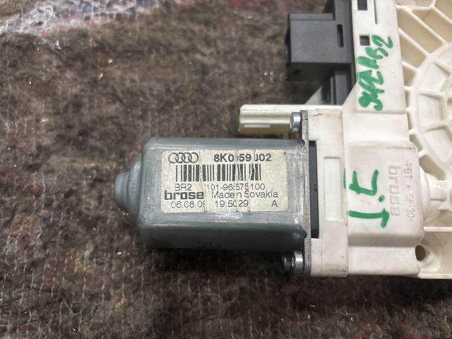 bontott SKODA SUPERB II Jobb első Ablakemelő Motor