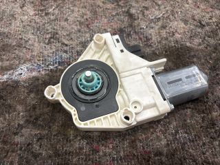 bontott SKODA SUPERB II Jobb első Ablakemelő Motor