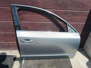 bontott SKODA SUPERB II Jobb első Ajtó (Részeivel)