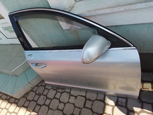 bontott SKODA SUPERB II Jobb első Ajtó (Részeivel)