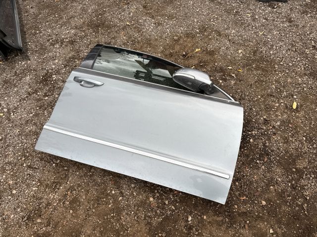 bontott SKODA SUPERB II Jobb első Ajtó (Részeivel)