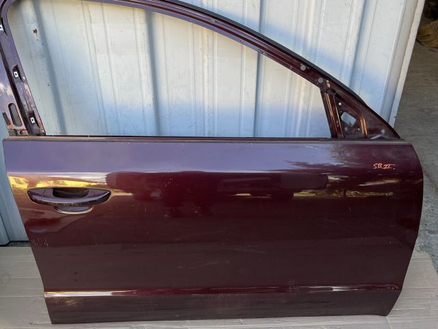 bontott SKODA SUPERB II Jobb első Ajtó (Üres lemez)