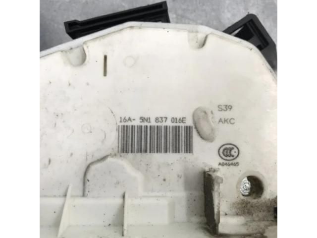 bontott SKODA SUPERB II Jobb első Ajtózár