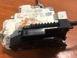 bontott SKODA SUPERB II Jobb első Ajtózár