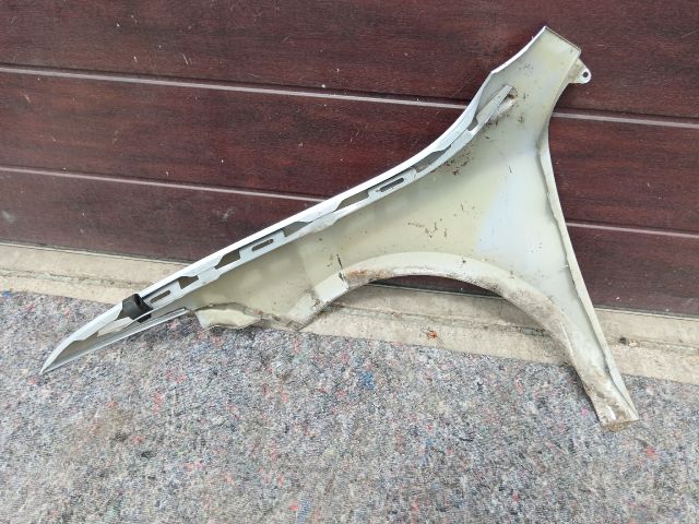 bontott SKODA SUPERB II Jobb első Sárvédő