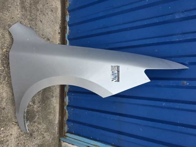 bontott SKODA SUPERB II Jobb első Sárvédő