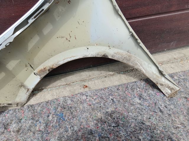 bontott SKODA SUPERB II Jobb első Sárvédő