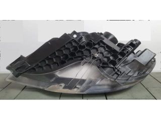 bontott SKODA SUPERB II Jobb Fényszóró