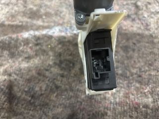 bontott SKODA SUPERB II Jobb hátsó Ablakemelő Motor