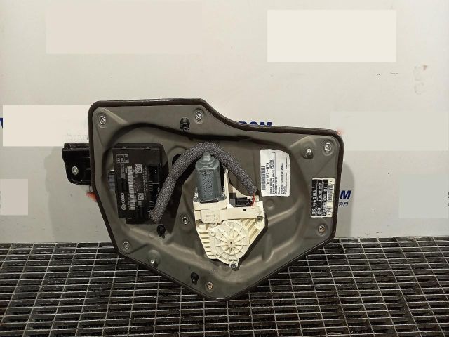 bontott SKODA SUPERB II Jobb hátsó Ablakemelő Szerkezet (Elektromos)