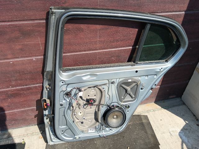 bontott SKODA SUPERB II Jobb hátsó Ajtó (Részeivel)