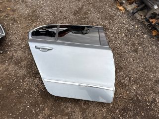 bontott SKODA SUPERB II Jobb hátsó Ajtó (Részeivel)