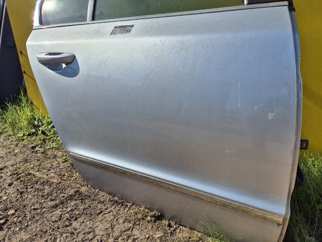 bontott SKODA SUPERB II Jobb hátsó Ajtó (Üres lemez)