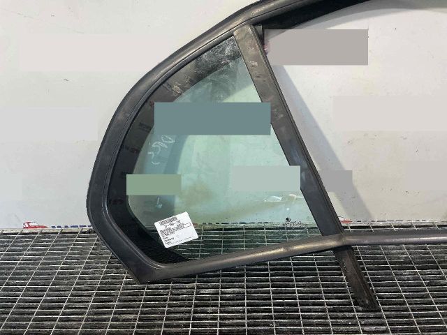 bontott SKODA SUPERB II Jobb hátsó Fixüveg (Ajtóban)