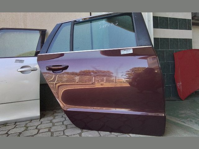 bontott SKODA SUPERB II Jobb hátsó Fixüveg (Ajtóban)