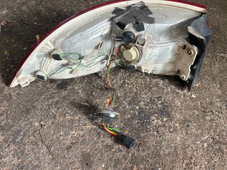 bontott SKODA SUPERB II Jobb Hátsó Lámpa