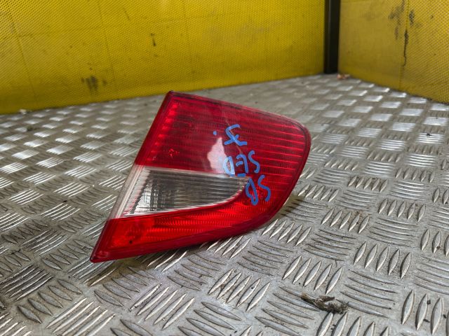 bontott SKODA SUPERB II Jobb Hátsó Lámpa