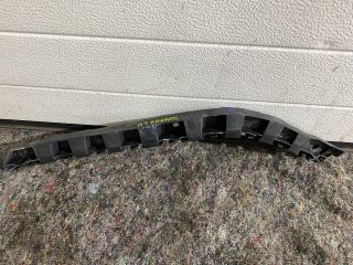 bontott SKODA SUPERB II Jobb hátsó Lökhárító Tartó (Műanyag)