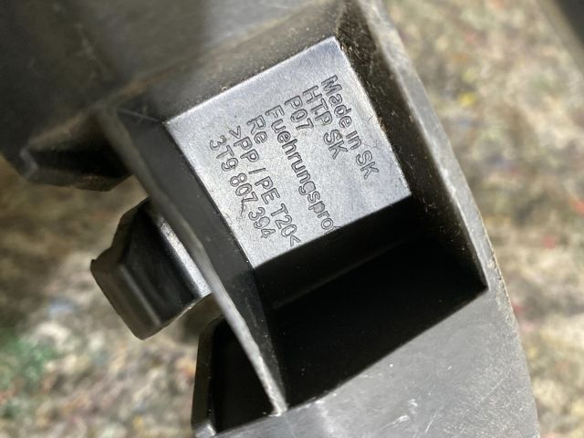 bontott SKODA SUPERB II Jobb hátsó Lökhárító Tartó (Műanyag)