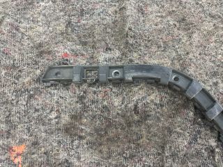 bontott SKODA SUPERB II Jobb hátsó Oldal Lökhárító Tartó (Műanyag)