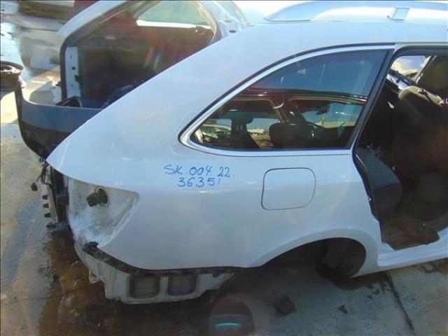 bontott SKODA SUPERB II Jobb hátsó Sárvédő