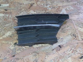 bontott SKODA SUPERB II Jobb Ködfényszóró Lámpakeret