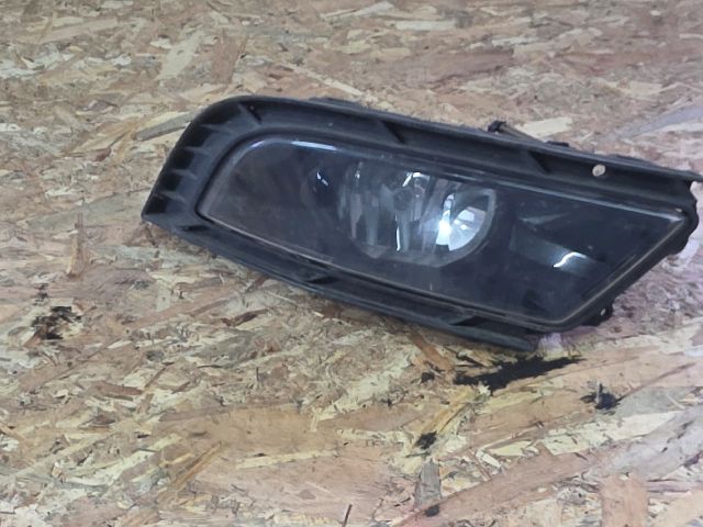 bontott SKODA SUPERB II Jobb Ködfényszóró