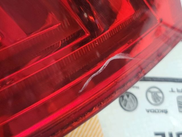 bontott SKODA SUPERB II Jobb Külső Hátsó Lámpa