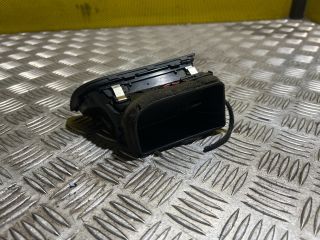 bontott SKODA SUPERB II Jobb Szellőző