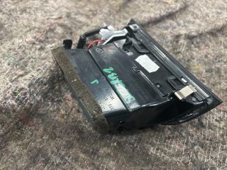 bontott SKODA SUPERB II Jobb Szellőző