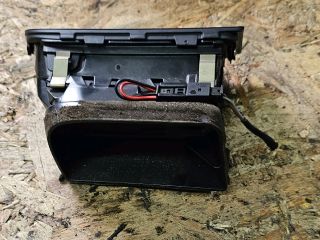 bontott SKODA SUPERB II Jobb Szellőző