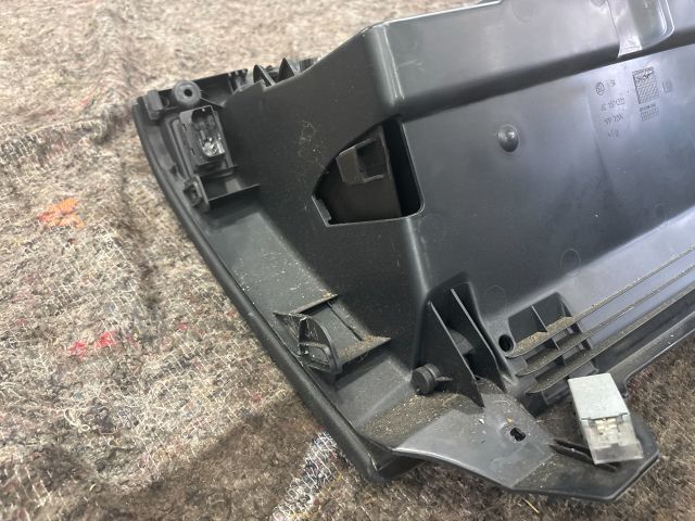 bontott SKODA SUPERB II Kesztyűtartó