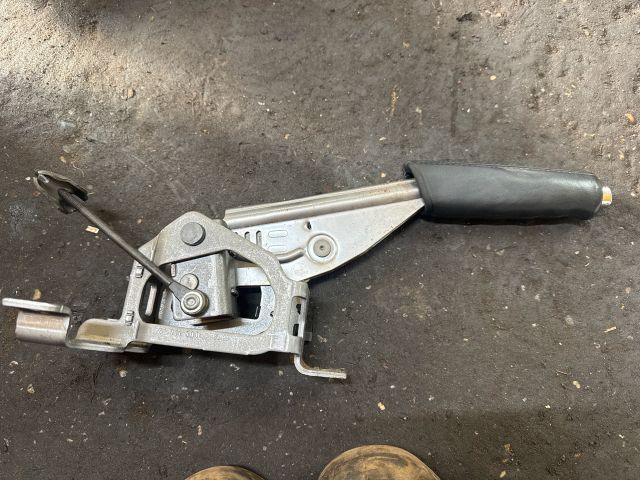 bontott SKODA SUPERB II Kézifék Kar