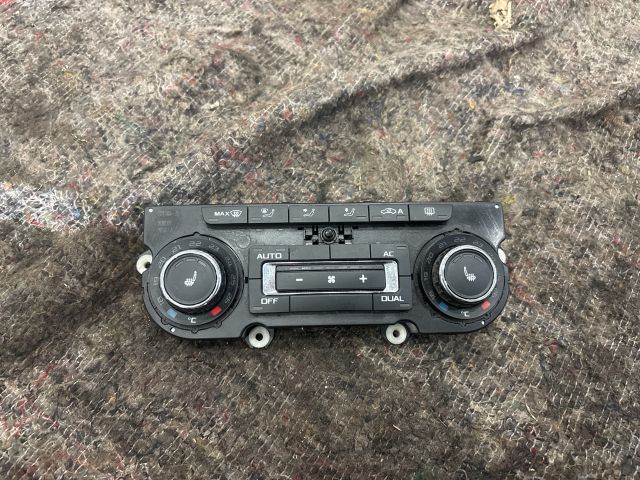 bontott SKODA SUPERB II Klíma Kapcsoló