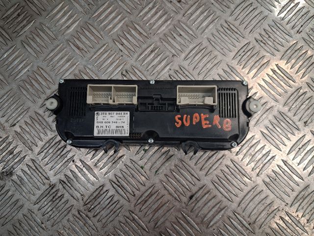 bontott SKODA SUPERB II Klíma Kapcsoló