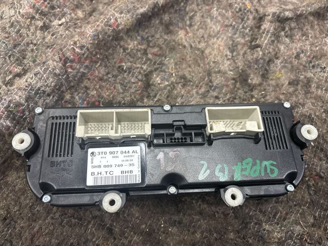 bontott SKODA SUPERB II Klíma Kapcsoló