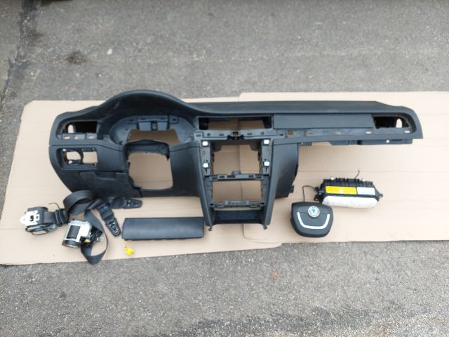 bontott SKODA SUPERB II Komplett Légzsák Szett