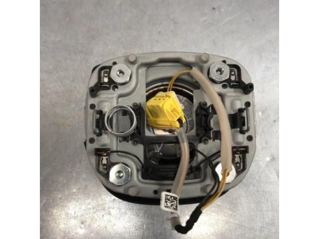 bontott SKODA SUPERB II Kormánylégzsák