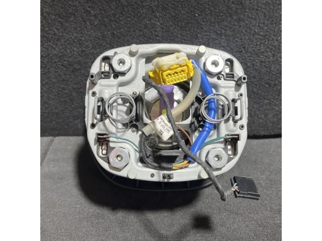 bontott SKODA SUPERB II Kormánylégzsák