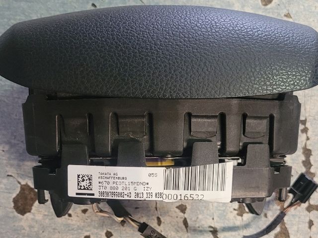 bontott SKODA SUPERB II Kormánylégzsák