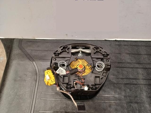 bontott SKODA SUPERB II Kormánylégzsák