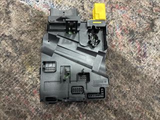 bontott SKODA SUPERB II Kormányoszlop Vezérlő