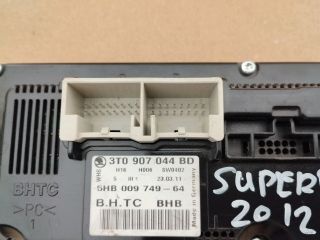 bontott SKODA SUPERB II Középkonzol Vezérlő Panel