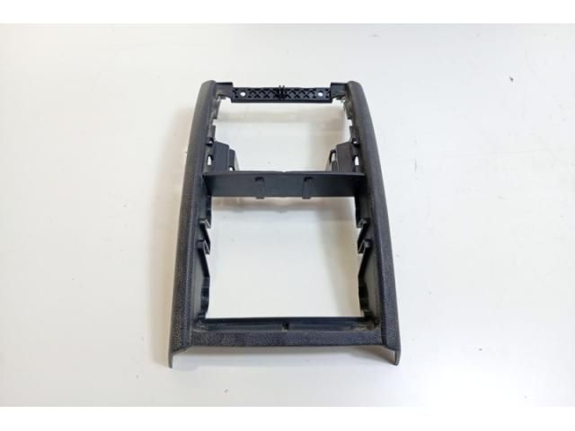 bontott SKODA SUPERB II Középső Műszerfal Díszléc