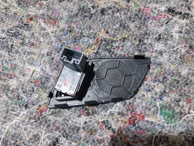 bontott SKODA SUPERB II Központizár Kapcsoló