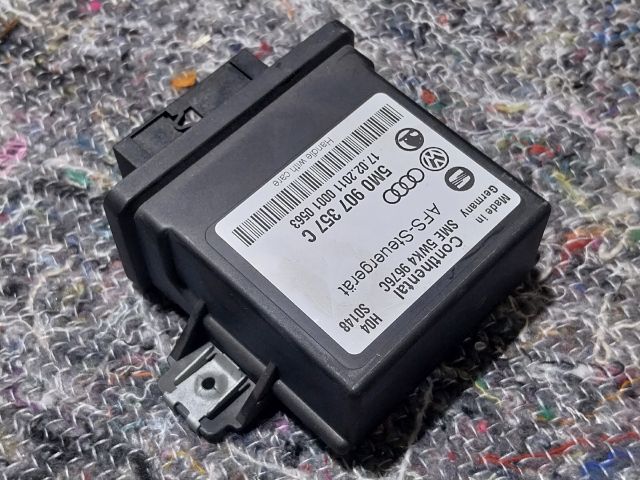 bontott SKODA SUPERB II Lámpa Vezérlő