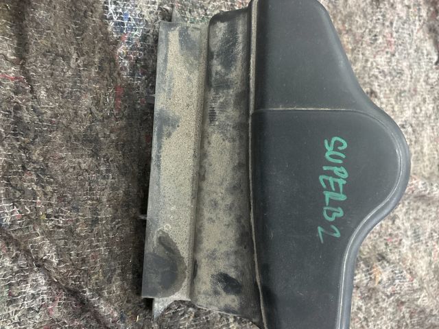 bontott SKODA SUPERB II Légbeömlő